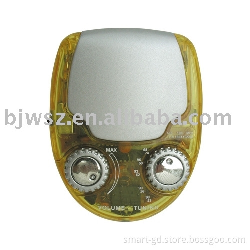 FM/AM radio with earphone